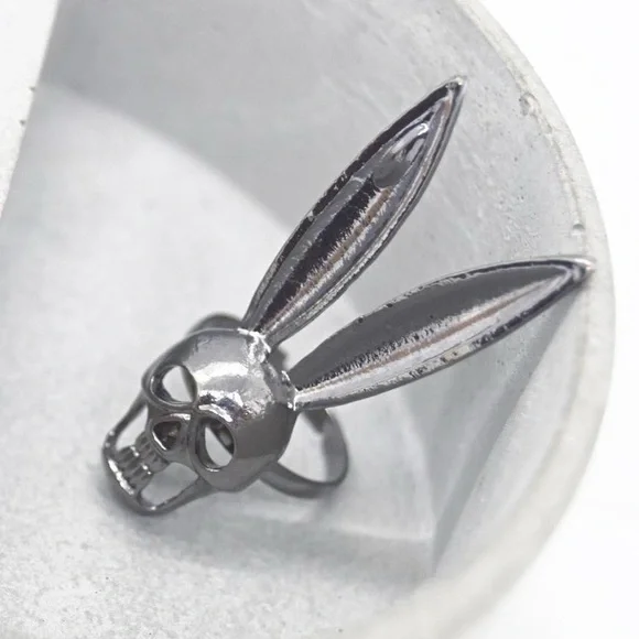 Skull Rabbit Ring - Picture 3 of 4